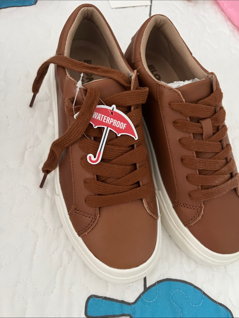 Blondo Cognac Brown Waterproof Lace-Up Sneakers